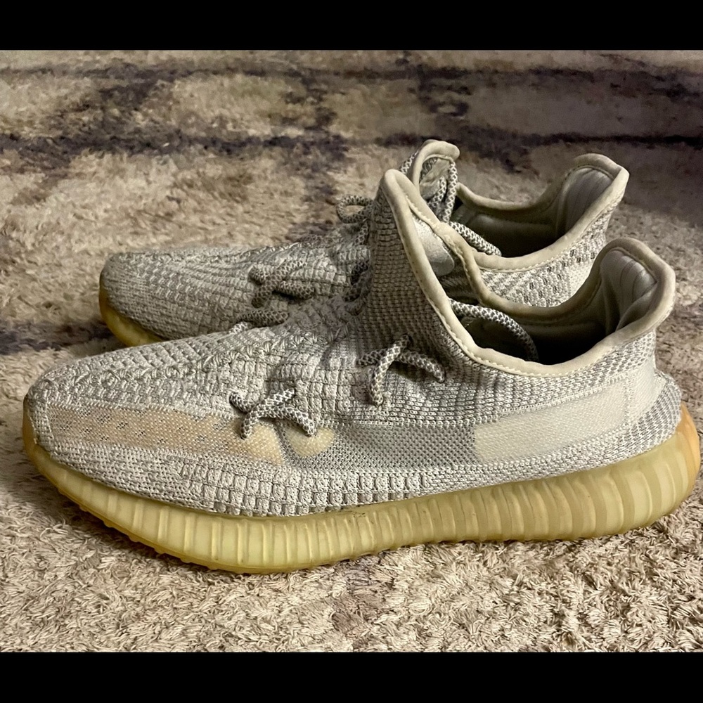 Yeezys 350s  size US 10